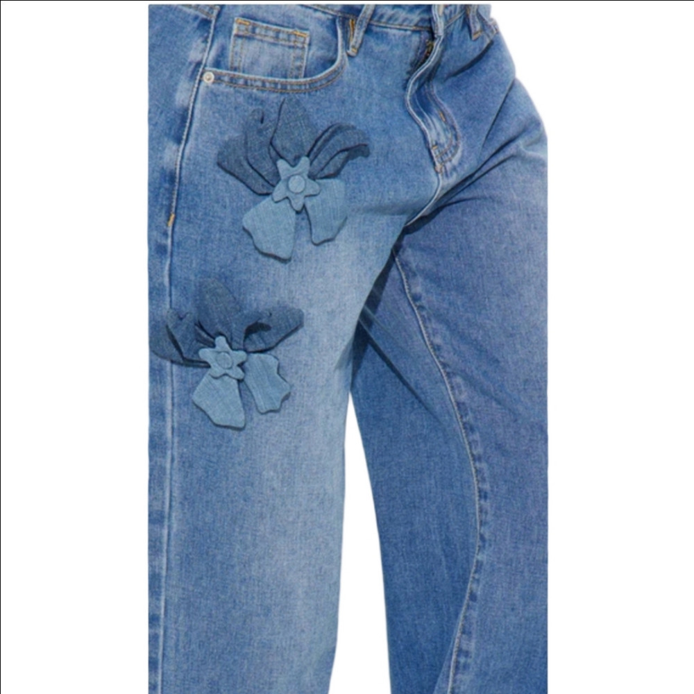 Fashion Nova Floria Baggy Wide Leg Light/Med Wash Jeans Size 11 - Picture 7 of 16